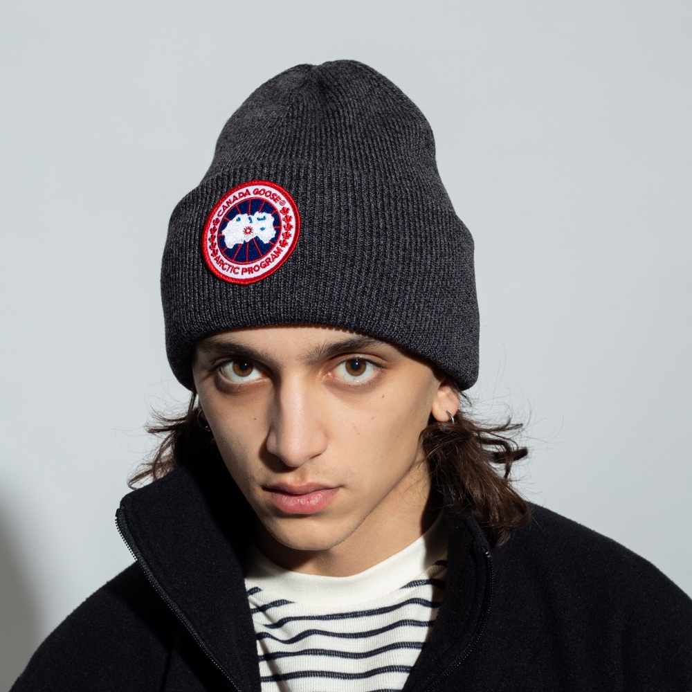 Canada Goose Arctic Beanie - Picture 2 of 7